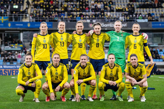Players of Sweden line up for a team photo