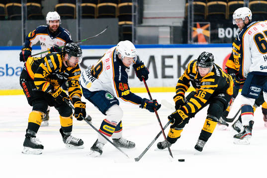 Skellefteås Tom Kühnhackl och Linus Lindström