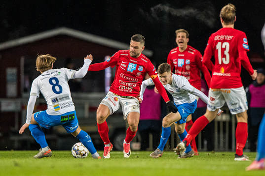 Värnamos William Kenndal , Norrbys Ivo Dominik Pekalski