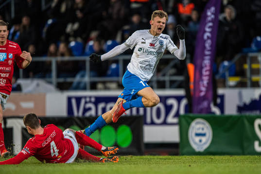 Värnamos Oscar Uddenäs  och Norrbys Fredrik Lundgren