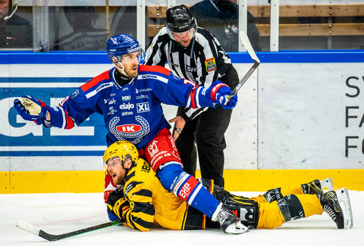 Oskarshamns Dale Weise och Skellefteås Oskar Nilsson