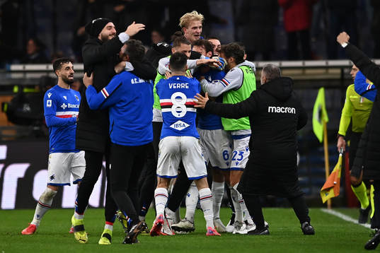 Albin Ekdal of Sampdoria celebrates