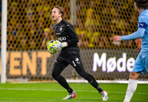 [DK=20211128: Patrik Carlgren, Randers FC]
