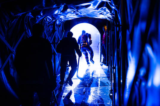 Djurgårdens Stefan Warg gör entré på isen