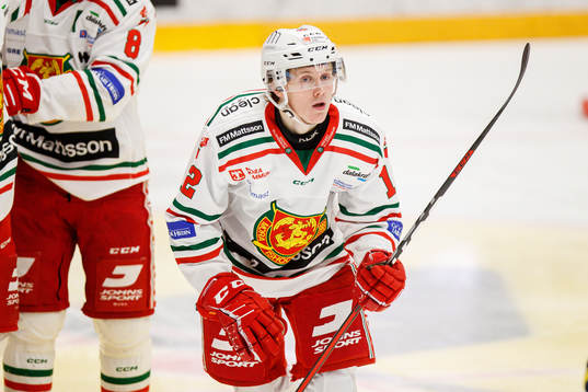 Moras Filip Björkman jublar