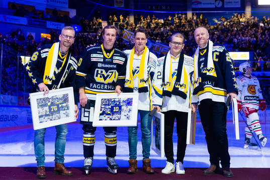 HV71s Martin Thörnberg, Johan Davidsson, Pasi Puistola,