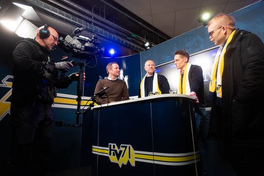 HV71s Johan Freijd, David Petrasek, Pasi Puistola och Jukka