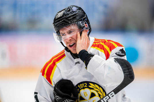 Brynäs Chay Genoway har ont