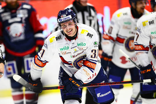 Växjös Olle Lycksell jublar