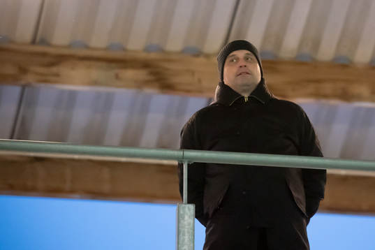 Daniel Kindberg på läktaren