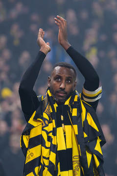 s Henok Goitom jublar