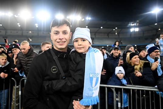 Malmö FFs Anel Ahmedhodzic jublar