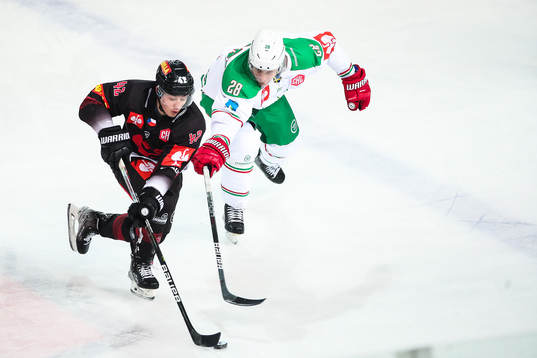 David Vitouch of Sparta Prag and Anton Bengtsson of Rögle