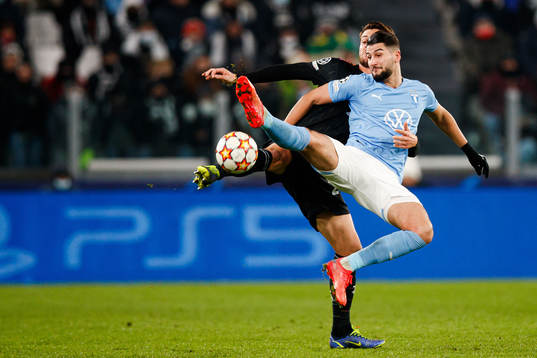 Daniele Rugani of Juventus and Antonio Colak of Malmö FF