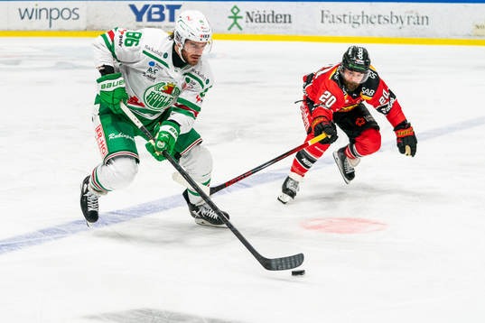 Rögles Eric Gelinas och Luleås Jack Connolly