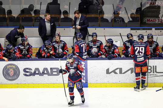 Linköpings bås med tränare Klas Östman och assisterande