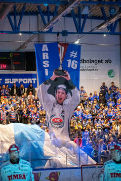 Förra Oskarshamns spelaren Arsi Piispanen valdes in i Wall