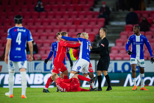 Aune Selland Heggebø of Brann and Sebastian Jarl of