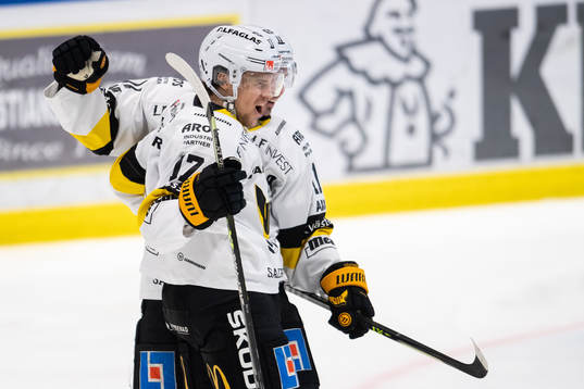 Västerås William Wikman jublar