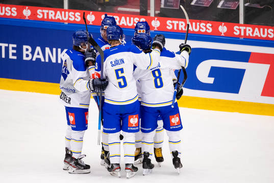 Matt Caito of Leksand  celebrates scoring 0-1 with team