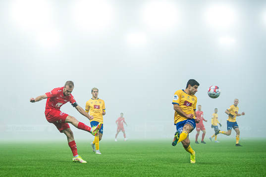 Petter Dahle Strand of Brann and Iman Mafi of Jerv