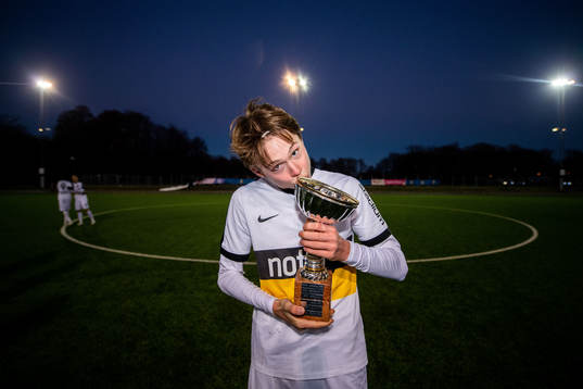 AIKs Wilmer Olofsson  jublar