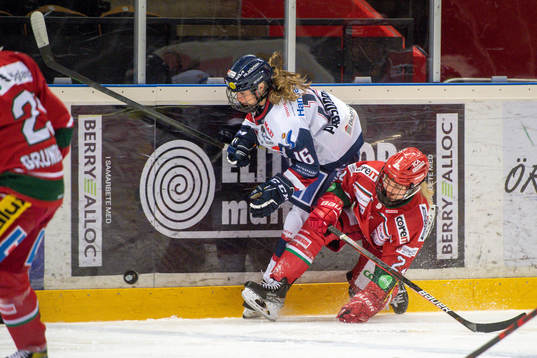 Linköpings Marthe Brunvold och Modos Olivia Carlsson