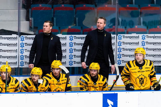 Skellefteås assisterande Andreas Falk och tränare Robert
