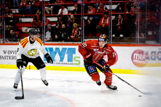 Brynäs Chay Genoway och Örebros Miikka Salomäki