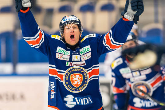 Växjös Richard Gynge jublar