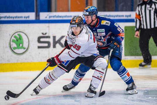 Örebros Joel Mustonen och Växjös Joel Persson