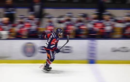 Linköpings Craig Shira jublar