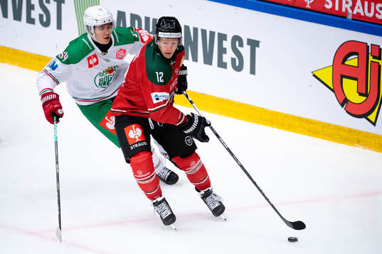 William Wallinder of Rögle and Max Friberg of Frölunda