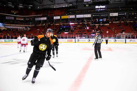 Brynäs Marcus Björk jublar