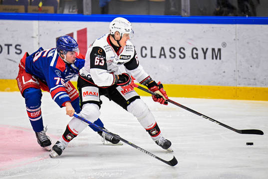 Oskarshamns Emil Martinsen Lilleberg och Malmö Redhawks