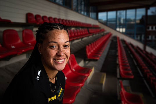 s nyförvärv Chinyelu Asher under en fotografering med AIK den 18 januari 2022 i Stockholm. 