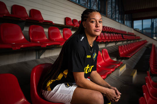 s nyförvärv Chinyelu Asher under en fotografering med AIK den 18 januari 2022 i Stockholm. 