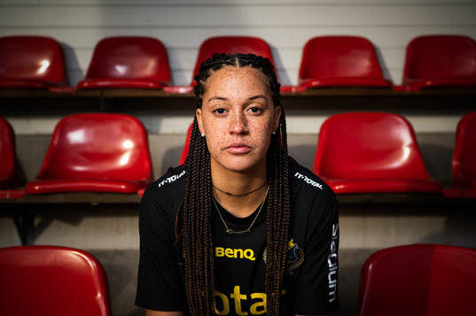 s nyförvärv Chinyelu Asher under en fotografering med AIK den 18 januari 2022 i Stockholm. 