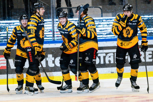 Skellefteås Jonathan Johnsson , Filip Roos , Oskar Nilsson