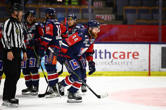 Linköpings Jonas Junland jublar