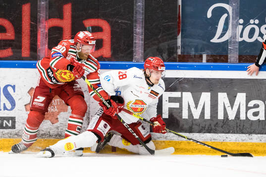 Moras Daniel Ljungren och Almtunas Anton Klint