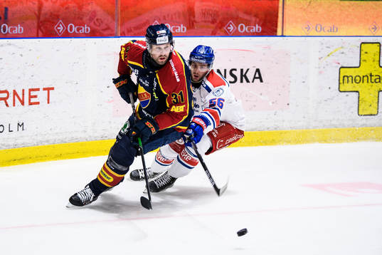 Djurgårdens Dick Axelsson och Oskarshamns Robin Norell