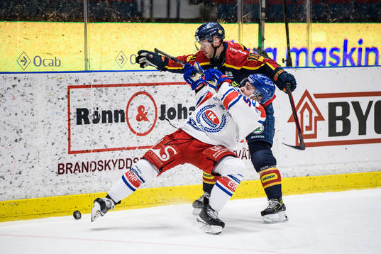 Oskarshamns David Quenneville och Djurgårdens Niclas