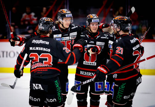 Örebros Rodrigo Abols jublar