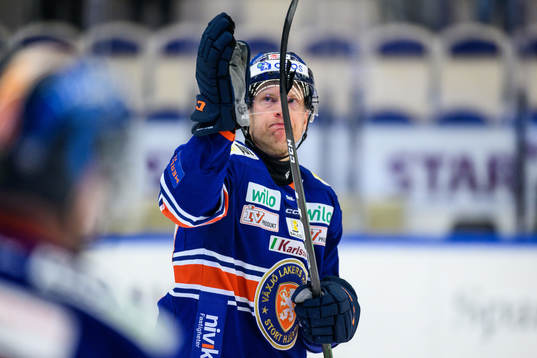 Växjös Richard Gynge jublar