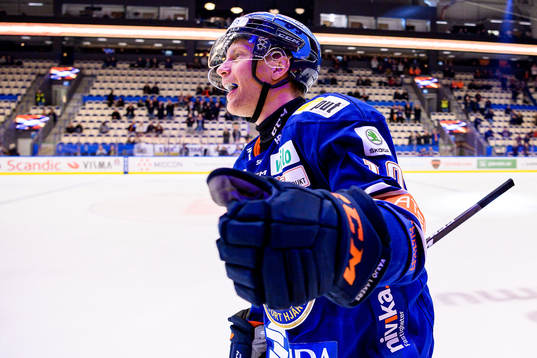 Växjös Richard Gynge jublar