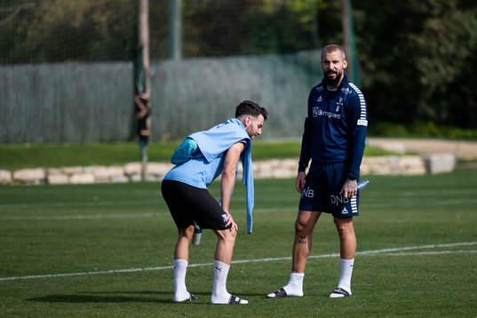 Erdal Rakip och Sarpsborgs Guillermo Molins