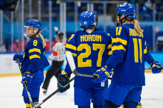 Ebba Berglund of Sweden in the women’s ice hockey