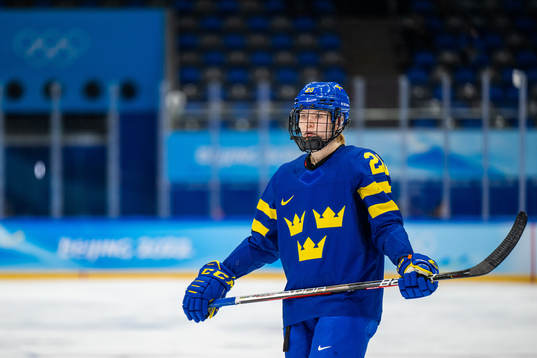 Paula Bergström of Sweden in the women’s ice hockey