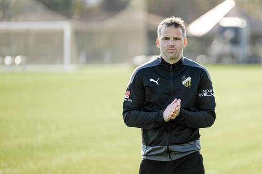 Head coach Robert Vilahamn of Häcken